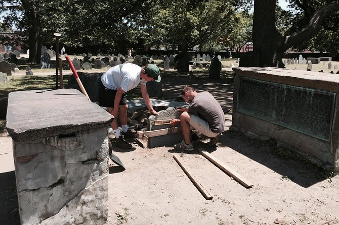 2.5-Hour Salem History & Sightseeing Guided Walking Tour - Why this Salem tour feels different