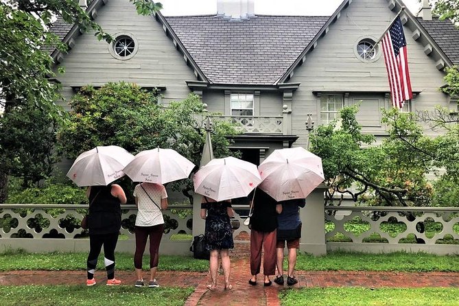 2.5-Hour Salem History & Sightseeing Guided Walking Tour - Starting on Essex Street Pedestrian Mall