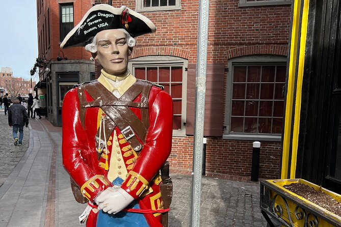 2 Hour Historic Pub Crawl in Boston - Dirty Nelly’s and the social side of the evening