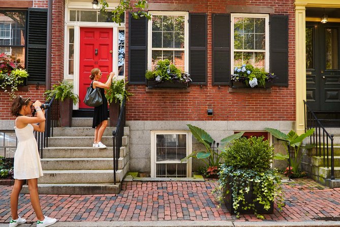 Beacon Hill + Back Bay History + Photo Walking Tour(SMALL Group) - Acorn Street and the Details That Make Beacon Hill Special