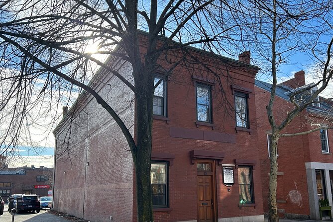Best Historic Overview of Salem Walking Tour - Revolution at Red’s Sandwich Shop