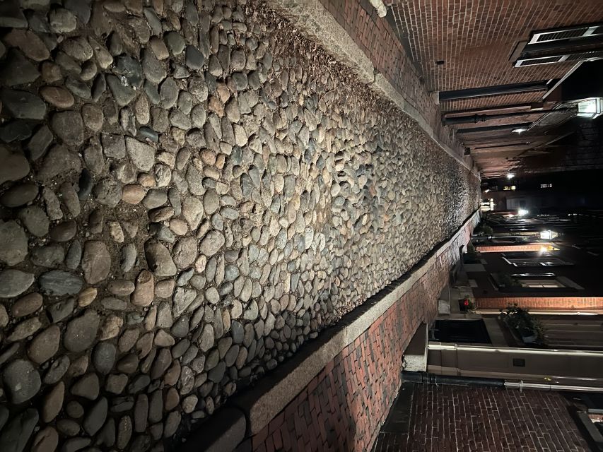 Boston: Beacon Hill True Crime Walking Tour - Key points to know before you book
