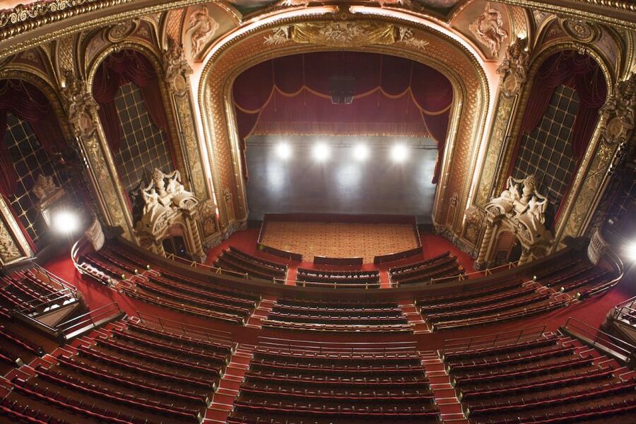 Boston: Boch Center Wang Theater Behind the Scenes Tour - Why the Wang Theatre feels bigger than a normal theater visit