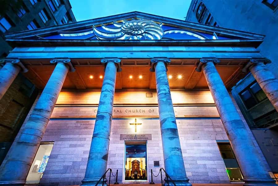 Boston: Boos and Brews Haunted Pub Crawl - Walking, accessibility, and age limits