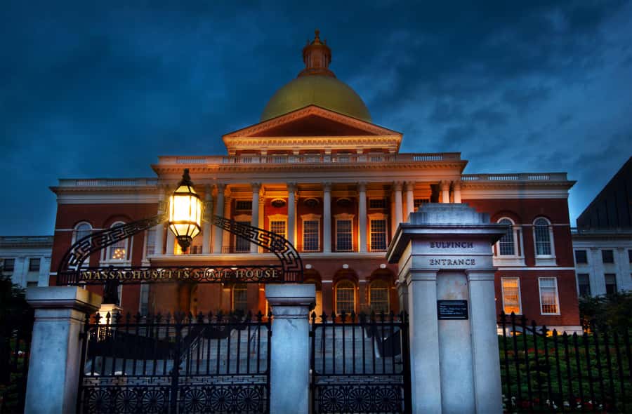 Boston: Boos and Brews Haunted Pub Crawl - Sam Adams at the Beantown Pub