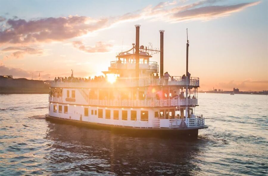 Boston: Boston Harbor Sunset Cruise - Drinks, snacks, and the onboard bar