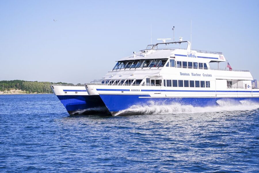 Boston: City Cruises Whale Watching Cruise - The long run to Stellwagen Bank