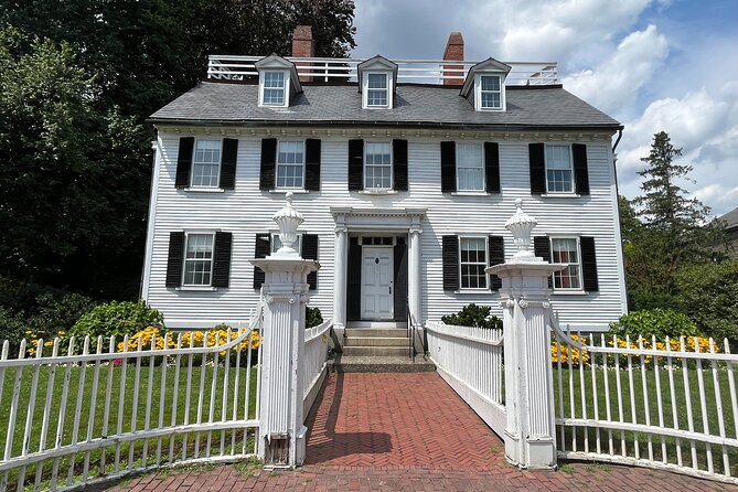 Boston Day Tour by Ferry: Salem Witch Trials Past to Present - The Boston to Salem ferry sets the mood