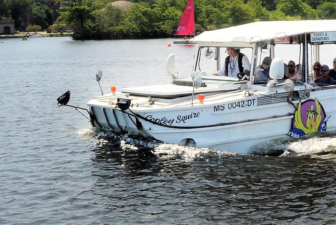 Boston Duck Boat Sightseeing City Tour with Cruise Along Charles River - The guide, narration, and language options
