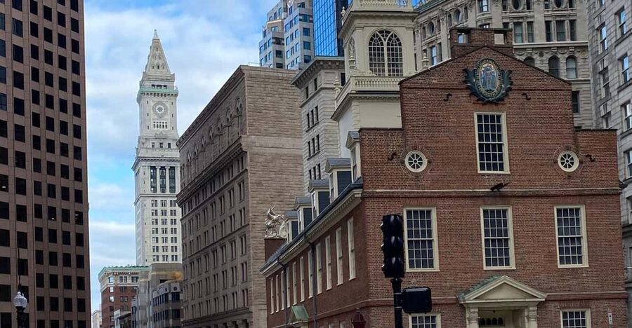 Boston: Freedom Trail Guided Walking Tour in French - Starting at Boston Common and the State House