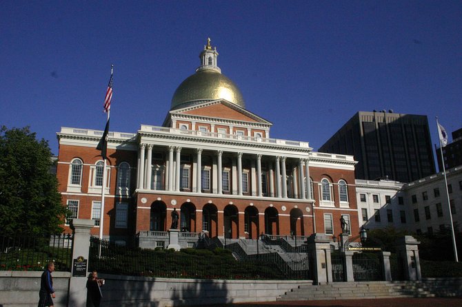 Boston Freedom Trail Scavenger Hunt Adventure - Quincy Market and the practical pleasure of a food break