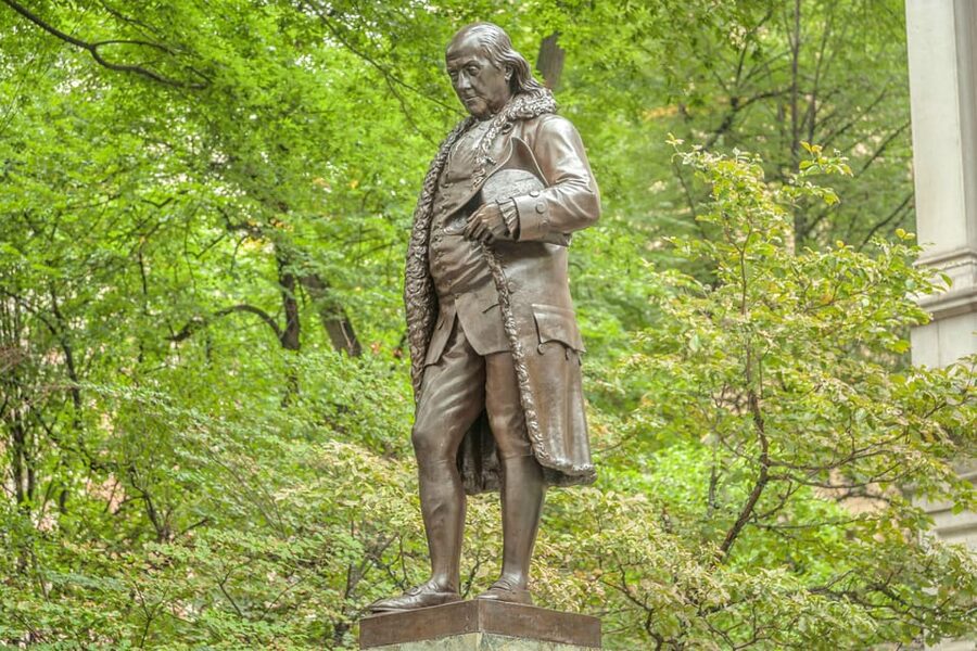 Boston: Full Revolution Story Epic Small Group Walking Tour - Bunker Hill, the Harborwalk, and Lewis Wharf