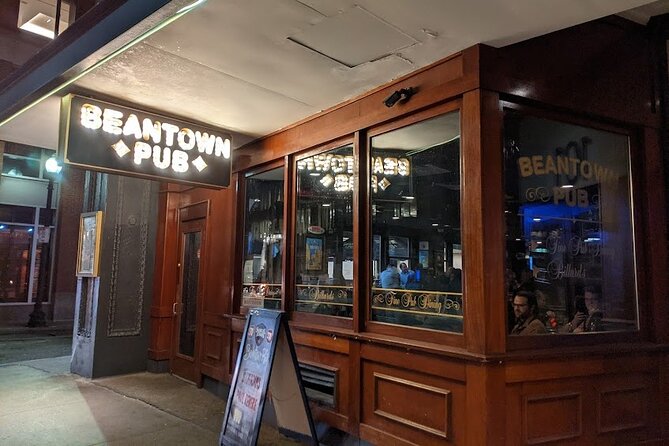 Boston Ghosts Boos and Brews Haunted Pub Crawl - Granary Burying Ground and the final Sam Adams toast
