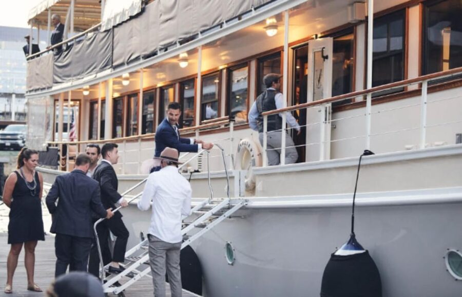 Boston: Harbor and Charles River Architecture Boat Tour - What the guide adds to the architecture