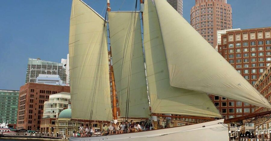 Boston: Harbor Champagne Sunset Sail from Rowes Wharf - Key points to know before you book