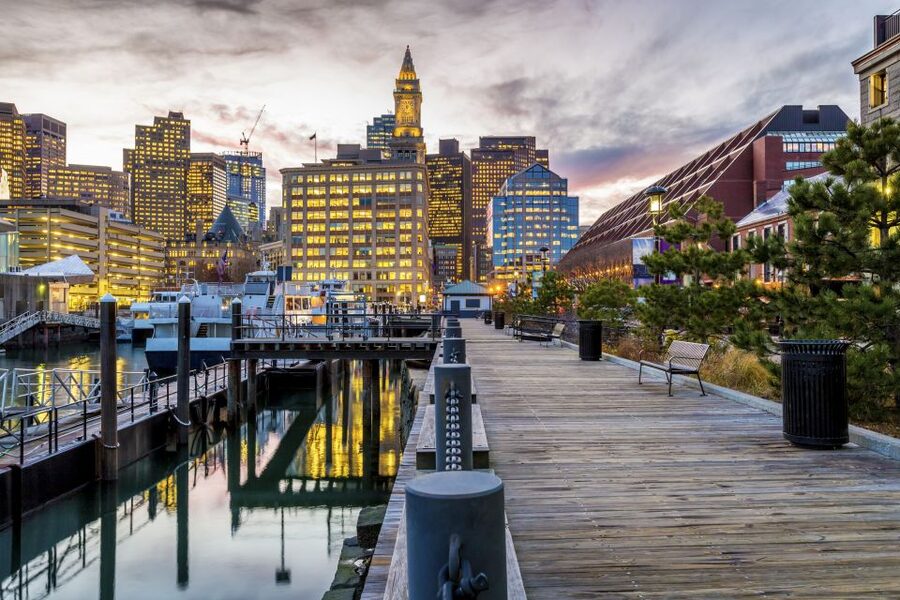 Boston: Haunted Pub Crawl of Historic Pubs and Taverns - The North End after dark