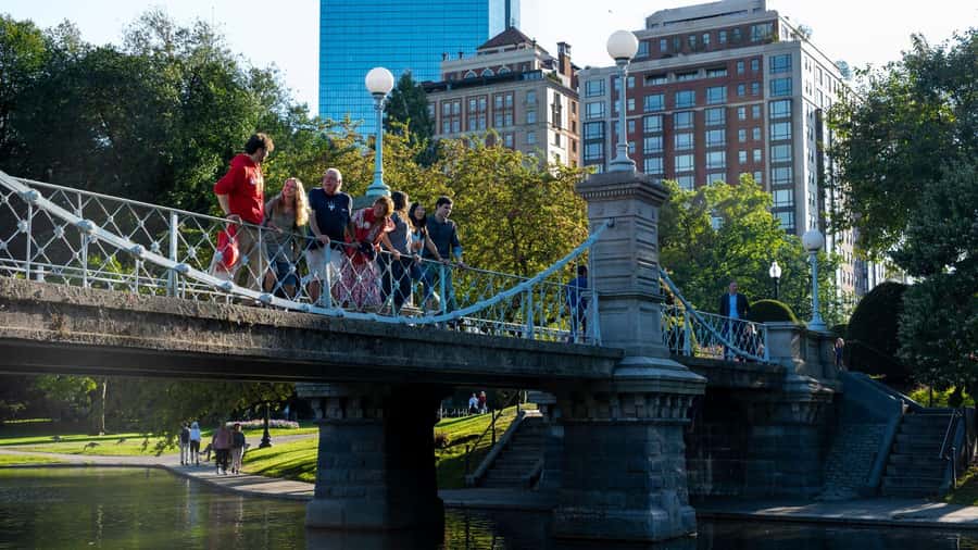 Boston History & Highlights Tour: From Revolution to Today - The guides make or break the experience