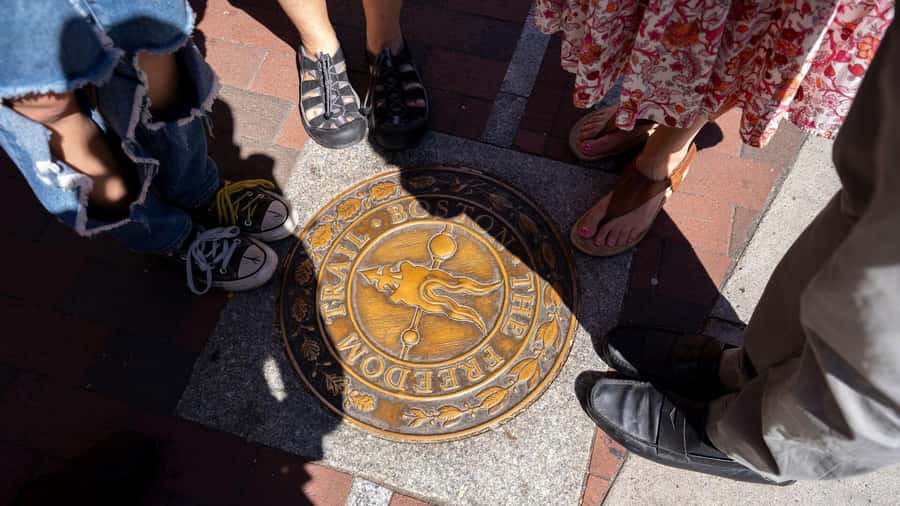 Boston History & Highlights Tour: From Revolution to Today - Starting at Boston Harbor and the Greenway