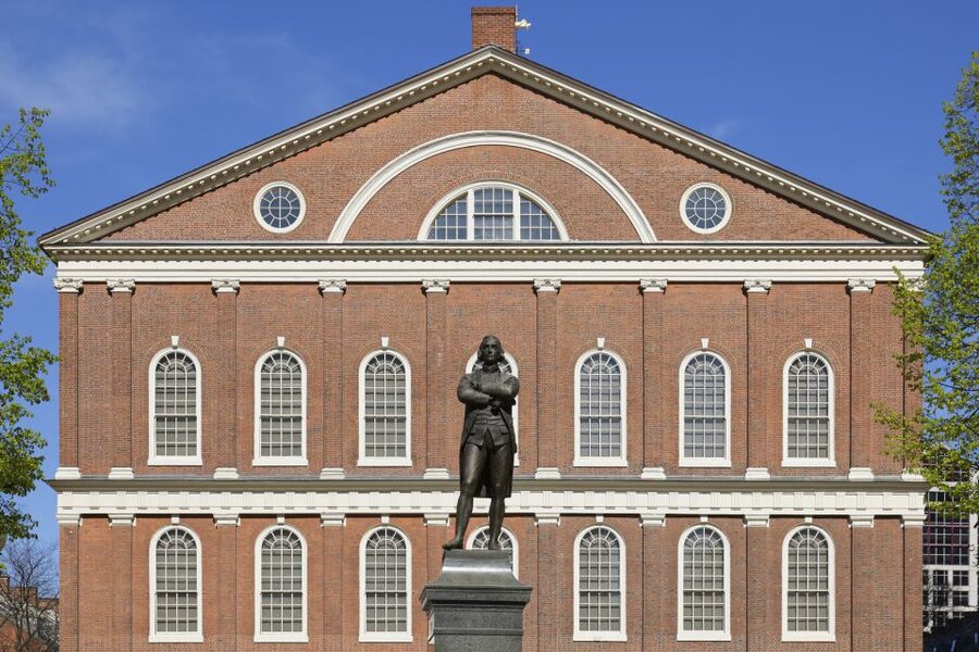 Boston: History Pub Crawl Tour Along the Freedom Trail - Who will enjoy this tour most?