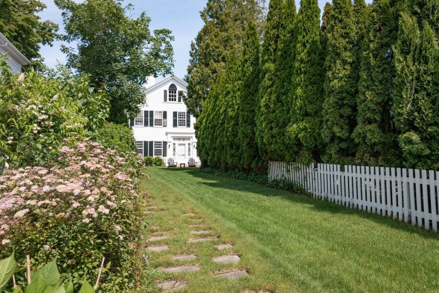 Boston: Martha's Vineyard Day Trip with Optional Island Tour - What the Long Day Feels Like