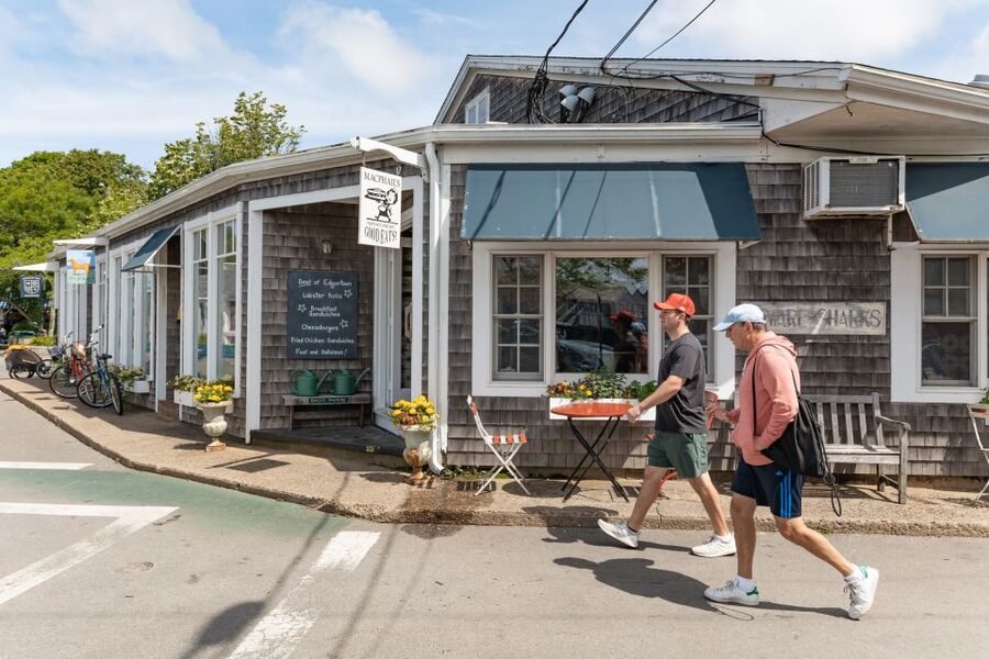 Boston: Martha's Vineyard Day Trip with Optional Island Tour - Food, Costs, and the $129 Price
