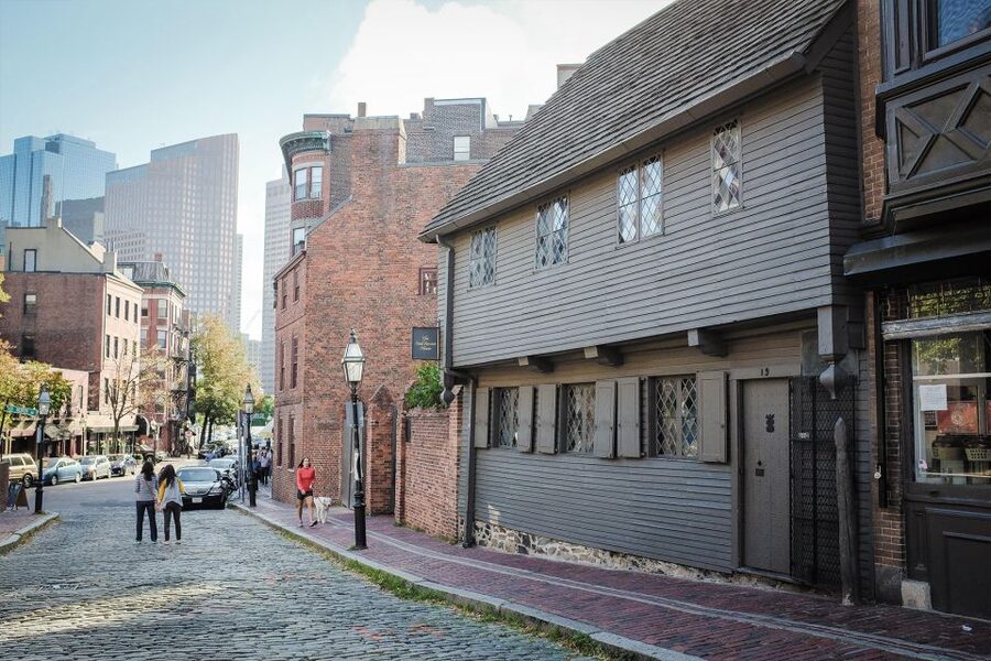 Boston Pass: Save up to 50% - Includes Franklin Park Zoo - View Boston and the city from above