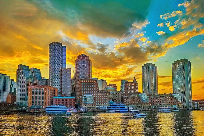 Boston Private City Tour 4 hours and Harvard University - Harvard University in a 30-minute Cambridge stop