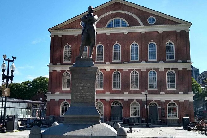 Boston’s Freedom Trail: A Self-Guided Audio Tour - King’s Chapel and the cemetery beneath it