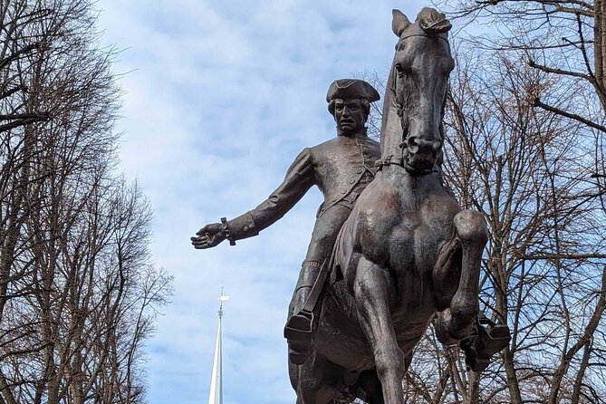 Boston’s Freedom Trail: A Self-Guided Audio Tour - Old City Hall and the statue outside