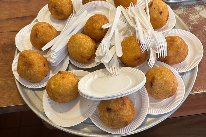 Boston’s Politically Incorrect North End Food Tour - The food stops that make lunch unnecessary