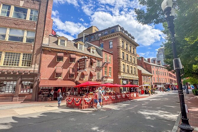 Boston's Revolutionary Path The Freedom Trail Tour - Faneuil Hall and Quincy Market finish the walk