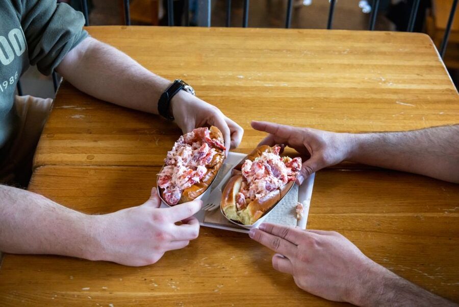 Boston: Seafood, History & Highlights Day Tour - A seafood lunch with Boston history on the side