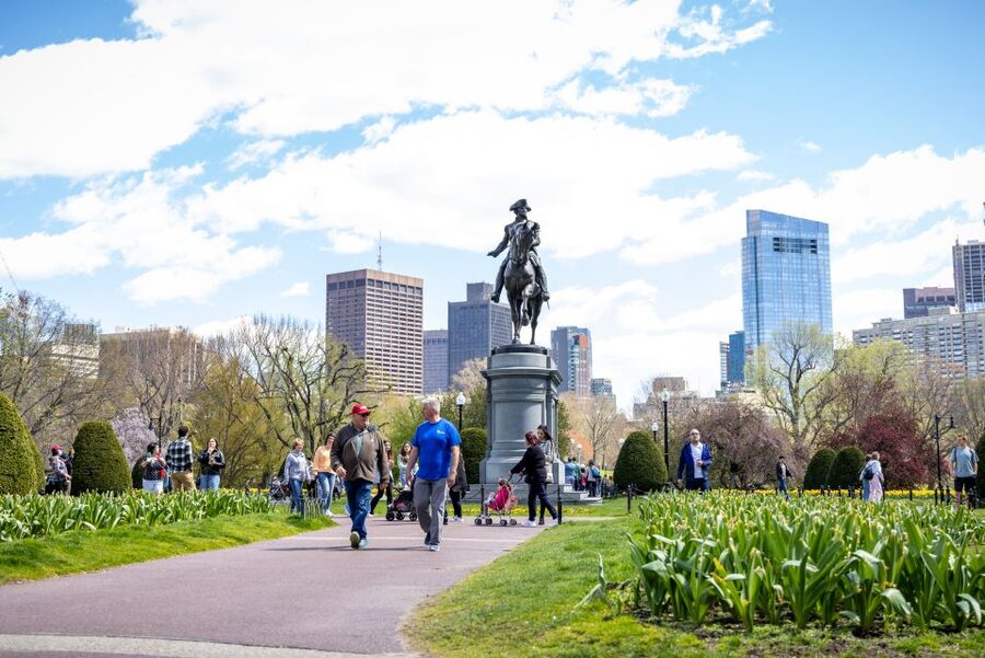 Boston: Seafood, History & Highlights Day Tour - Starting at Independence Wharf and the Boston Harborwalk