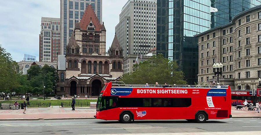 Boston Sightseeing: Single Ride Pass With Double-Decker Bus - Stop 1: New England Aquarium and the waterfront