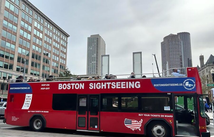 Boston Sightseeing: Single Ride Pass With Double-Decker Bus - Stops 6 and 7: Boston Public Library, Trinity Church, and Back Bay