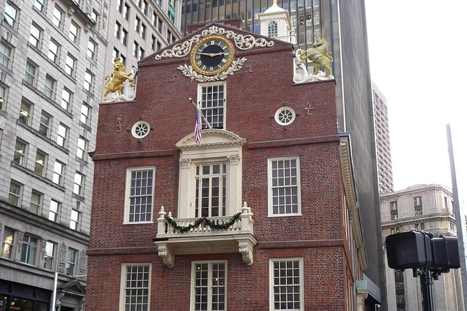 Boston Sightseeing Tour - a fully-narrated driving tour - Paul Revere’s North End and the road to revolution