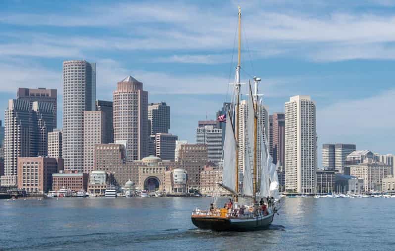 Boston: Sunday Pastry & Prosecco Sail on Boston Harbor - What the two-hour route feels like