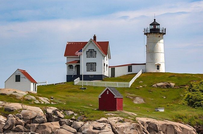 Boston to Kennebunkport with Optional Lobster Tour - The optional 1.25-hour lobster boat trip