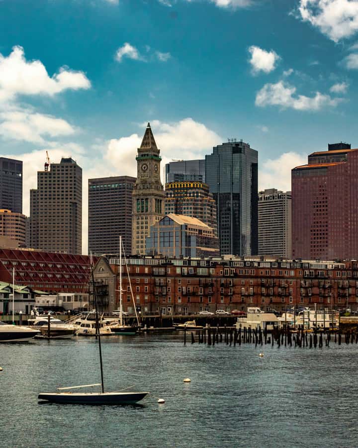 Boston: Top 10 Freedom Trail & 'Cheers' Guided Walking Tour - Starting with Samuel Adams near Faneuil Hall