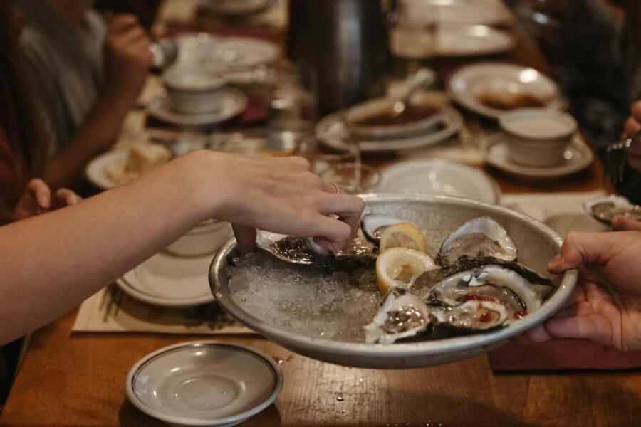 Boston: Ultimate Historic Food & Drink Tour - Lunch at Boston’s Union Oyster House