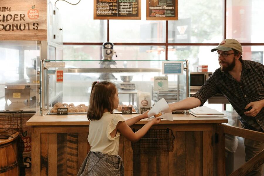 Boston: Ultimate Historic Food & Drink Tour - The guide and group size