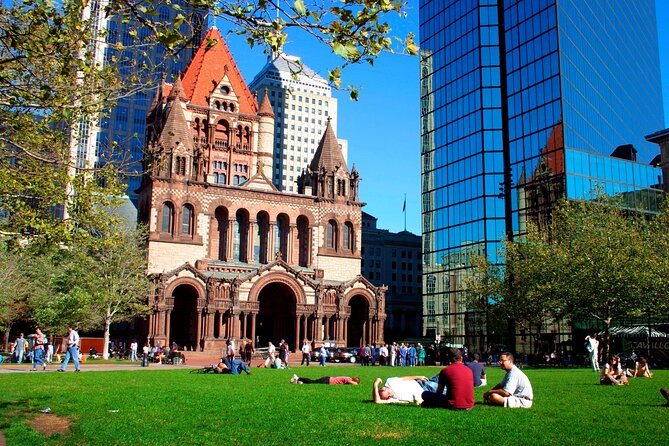 Boston: Votes for Women History Tour of Back Bay - Starting beside Make Way for Ducklings