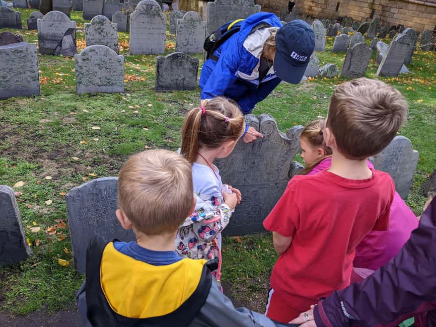 Boston Walking Tour for Children - Searching for grasshoppers, royal animals, and a flying Franklin