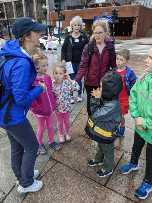 Boston Walking Tour for Children - Faneuil Hall and Boston’s public voice