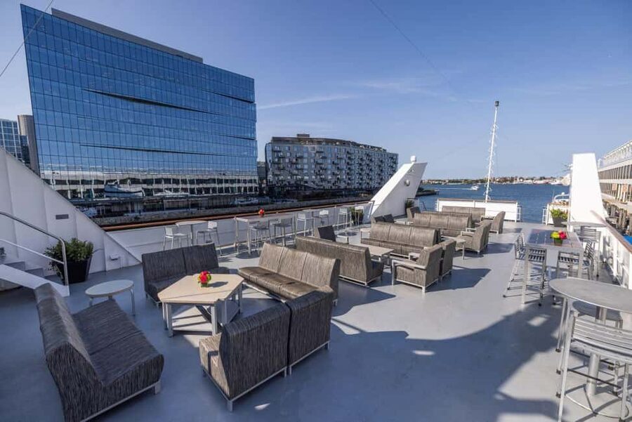 City Cruises Boston: Harbor Buffet Lunch or Dinner Cruise - Music, dancing, and the rooftop lounge