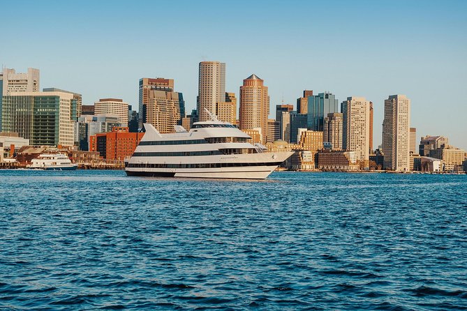 City Cruises Boston: Signature Dinner Cruise - Service makes the biggest difference
