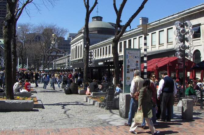 Downtown Freedom Trail Walking Tour - History & Architecture - Old Granary Cemetery and Park Street Church