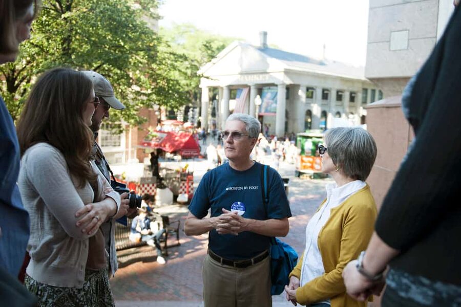 Freedom Trail: Private 1 Hour Walking Tour - Starting at Faneuil Hall with Samuel Adams nearby
