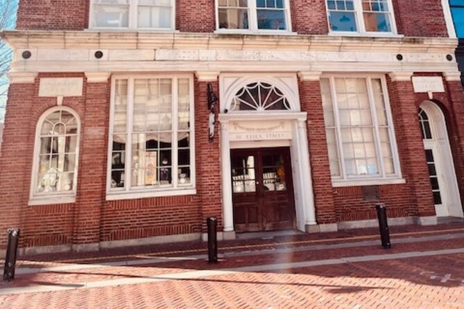 Ghostly Tales of Salem Walking Tour - Following crimes, witch trial injustice, and ghost stories downtown