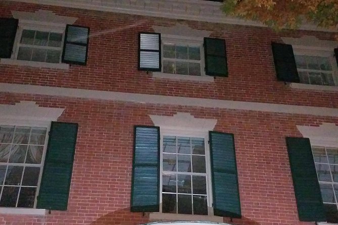 Haunted Footsteps Best Ghost & Paranormal Salem Tour - Gardner Pingree House ends with a real murder plot